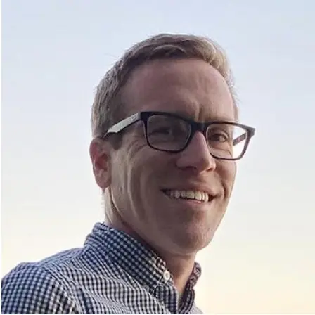 Ehren Pflugfelder Headshot